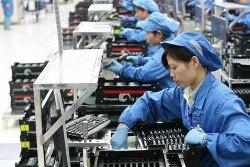 Блог им. amatar: Подрядчики Apple снова нарушают трудовые нормы